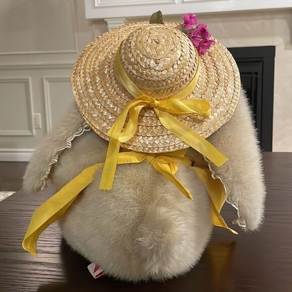 R. Dakin Rabbit Hare in Yellow Sun Dress, Straw Hat and Bow Excellent Condition - Picture 4 of 12